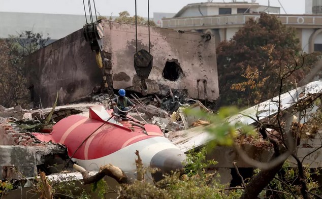 Falla en suministro de combustible habría ocasionado el accidente aéreo que dejó 242 muertos en India