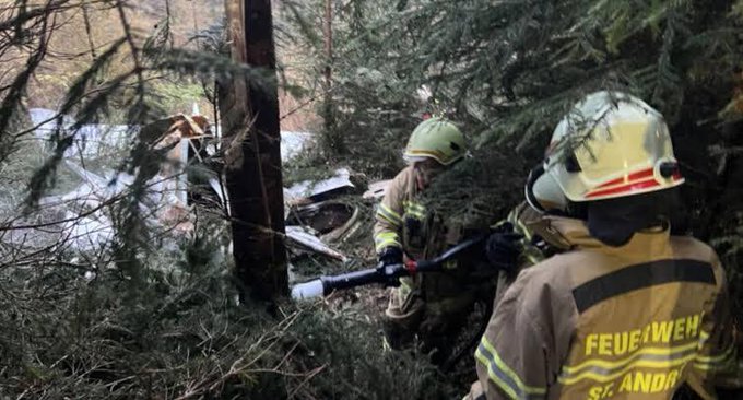 Avioneta alemana se desploma en zona boscosa de Austria y provoca la muerte de 4 personas