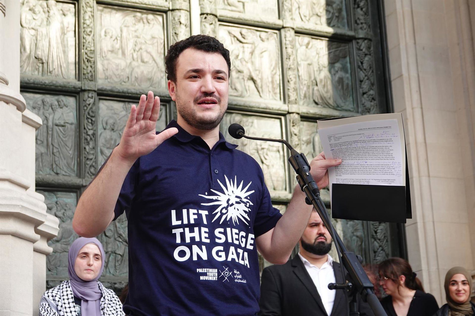 Activista palestino demanda al Gobierno de EU por 20 millones tras arresto migratorio