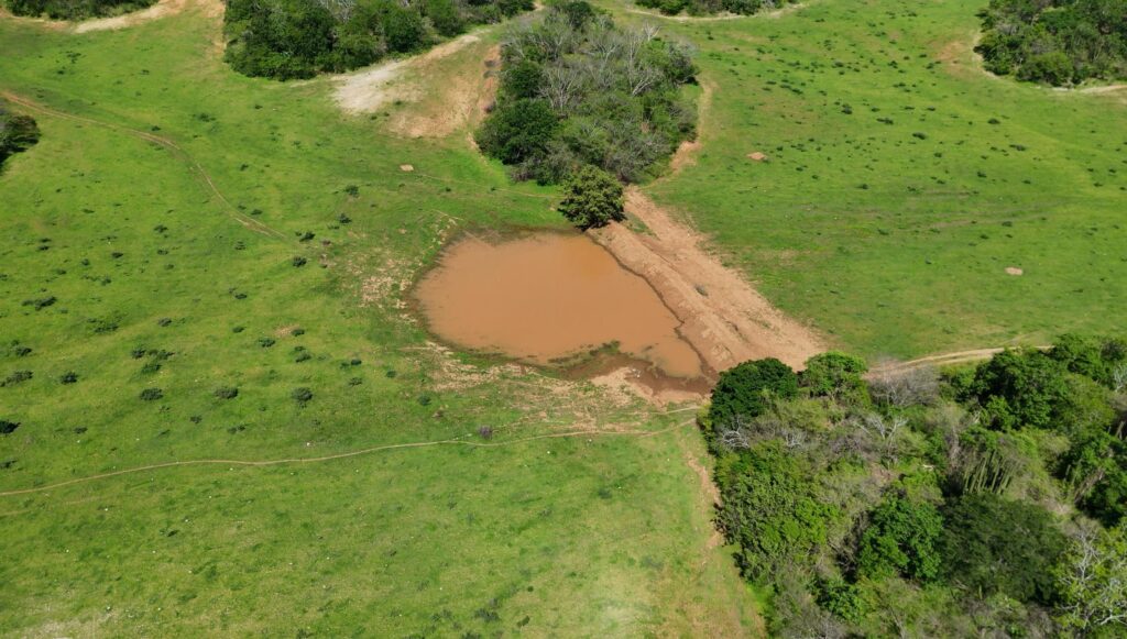 Avanza la construcción de abrevaderos y bordos en la zona rural de Mazatlán