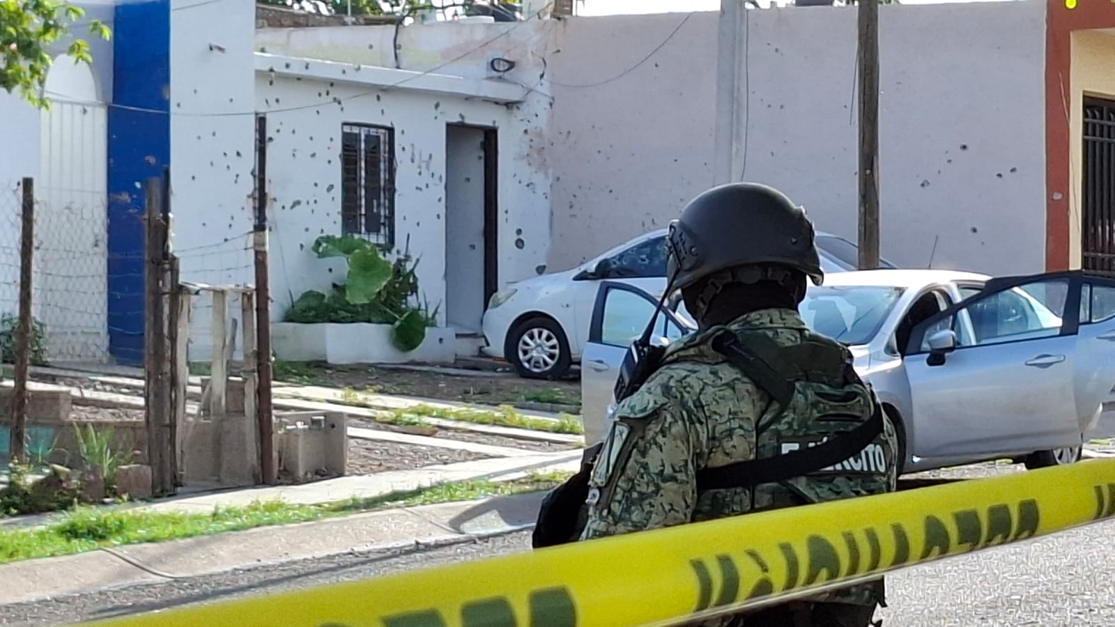Balacera deja mujer herida y agente de la Guardia Nacional lesionado en Culiacán