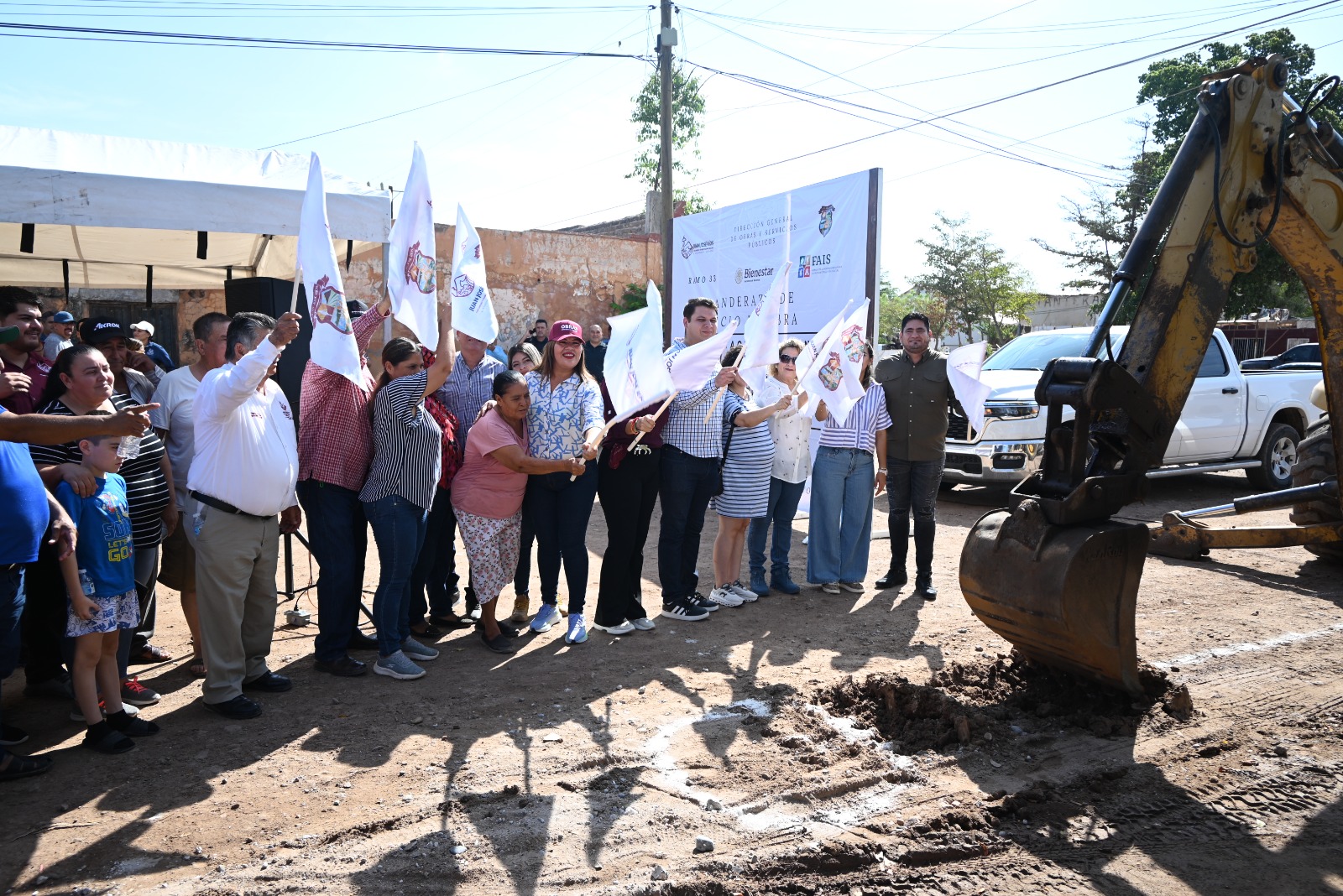 Banderazo de obra en Juan José Ríos.