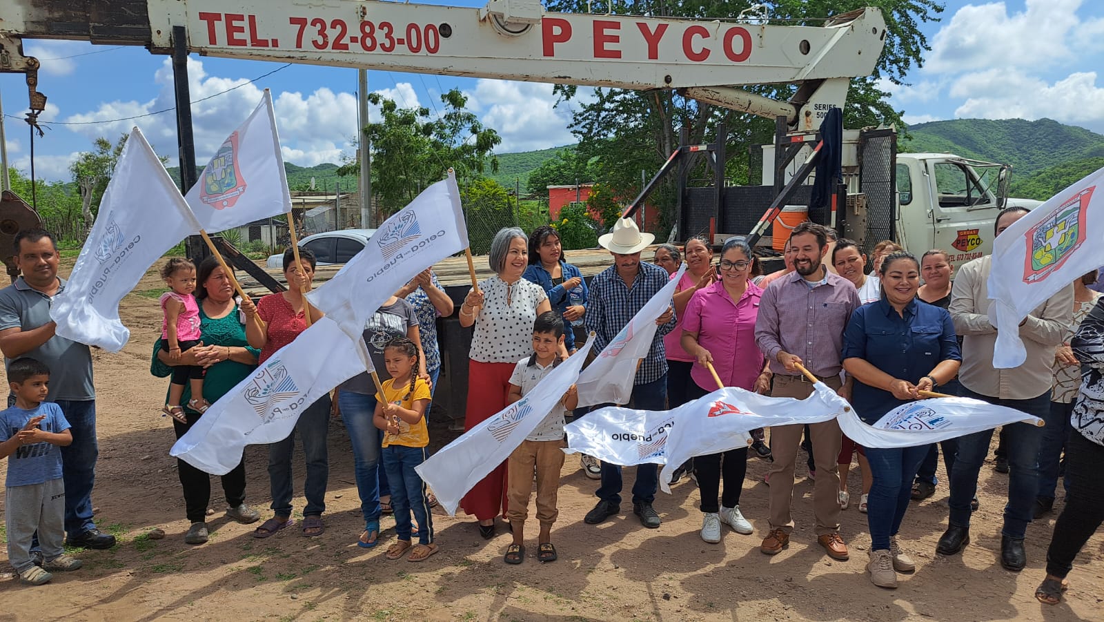 Inician ampliación eléctrica en Cacalotita, Salvador Alvarado
