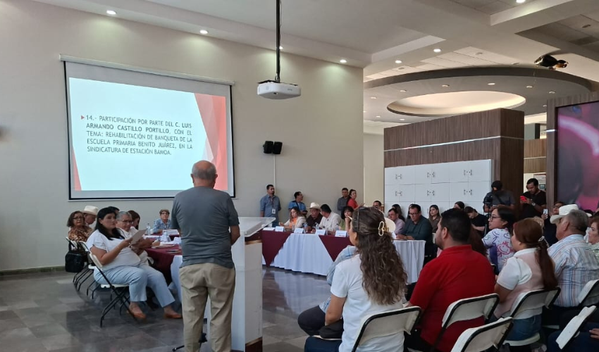 Sesión de Cabildo Abierto en Guasave