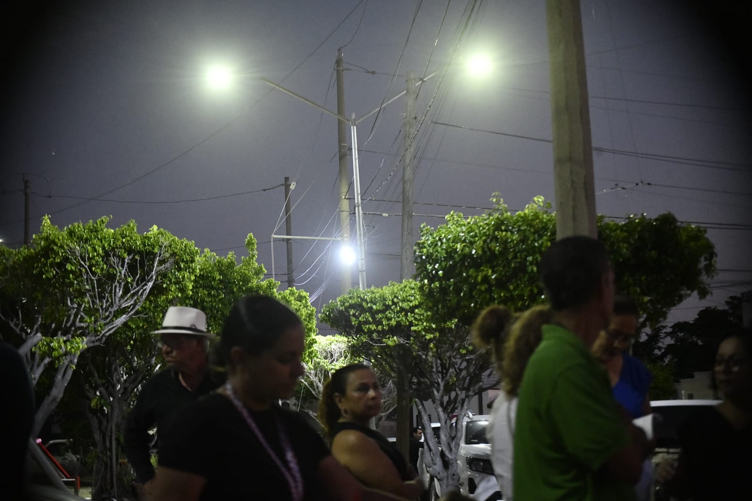Chulavista se suma al programa “Mazatlán Brilla” con la instalación de 140 luminarias