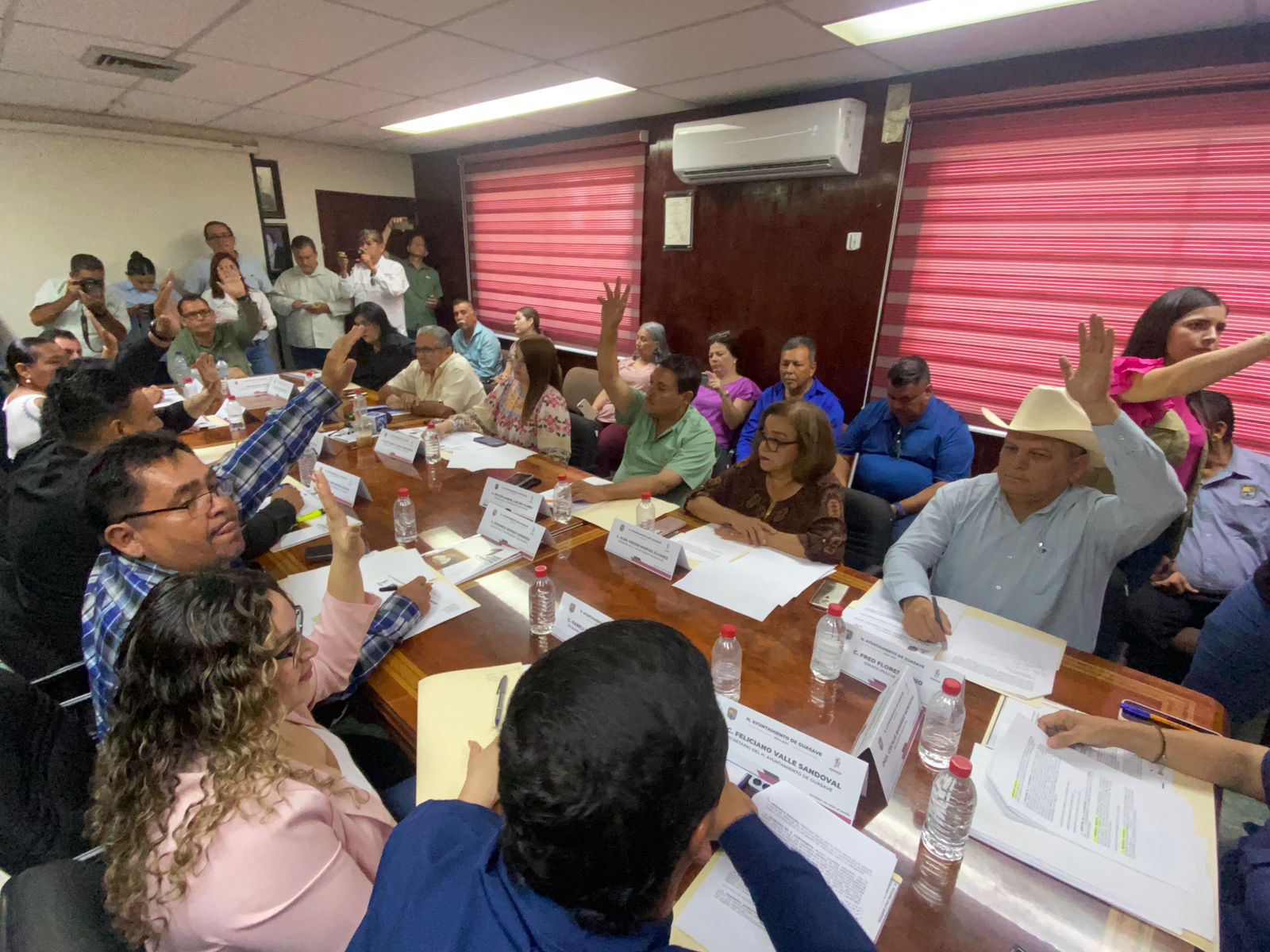 Con “peros” y abstenciones cabildo de Guasave aprueba convenio para anticipo de participaciones