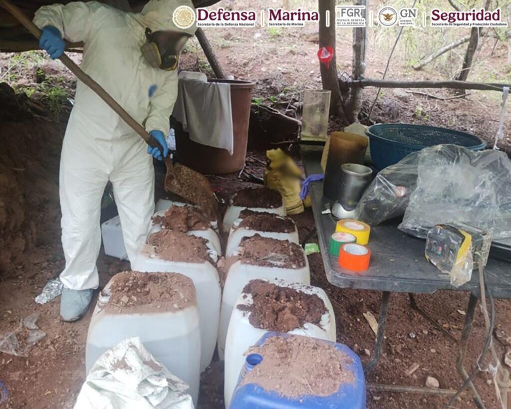 Dejan de producirse 200 kilos de crystal al asegurar áreas de concentración de químicos en Culiacán