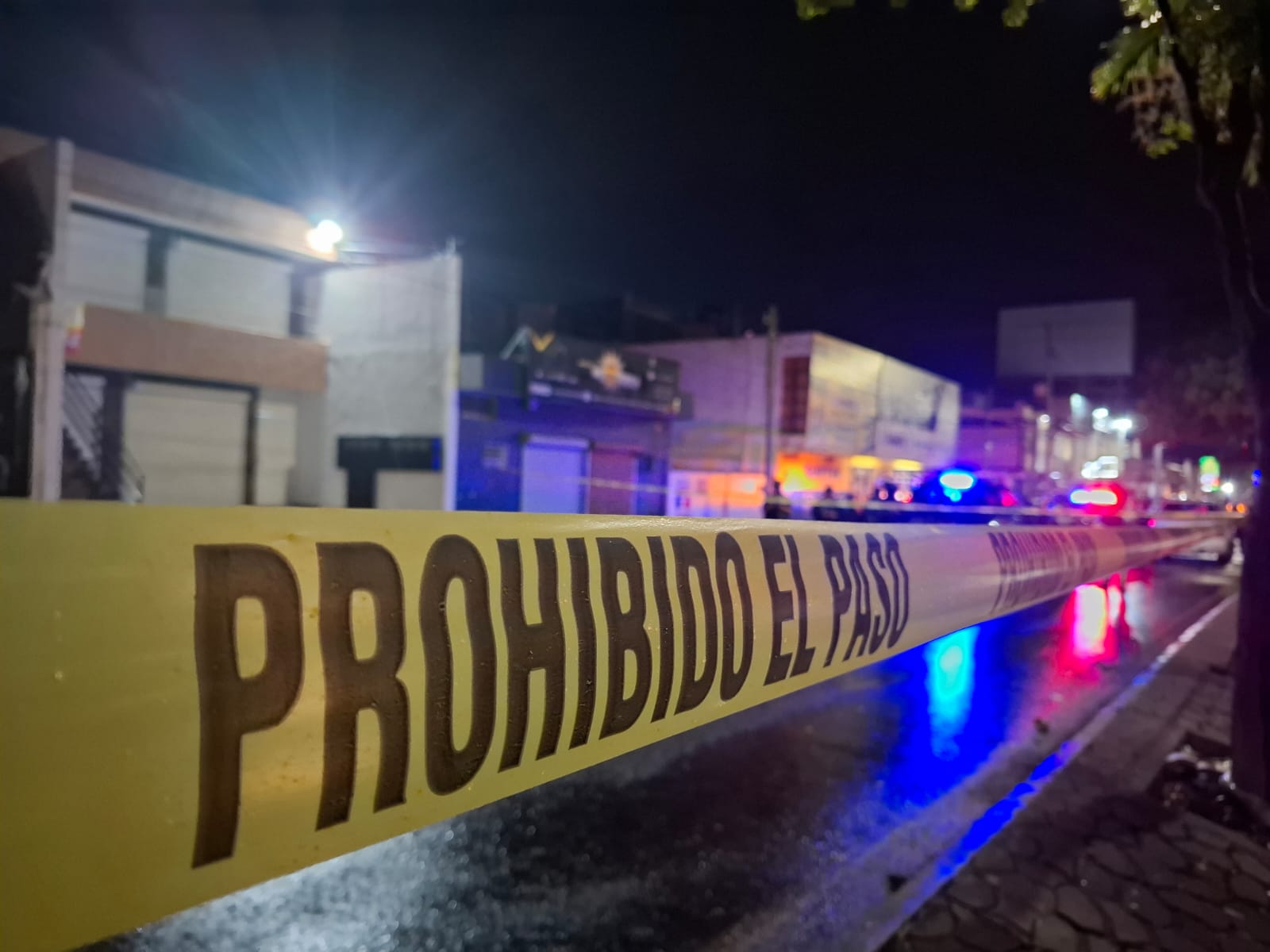 Zona acordonada en donde se registró un doble homicidio en Culiacán.