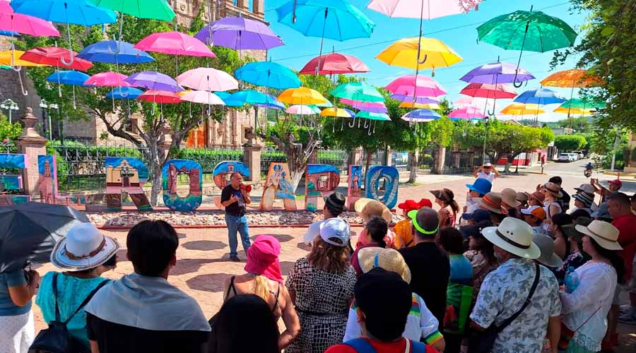 Afluencia turística en pueblos mágicos del estado