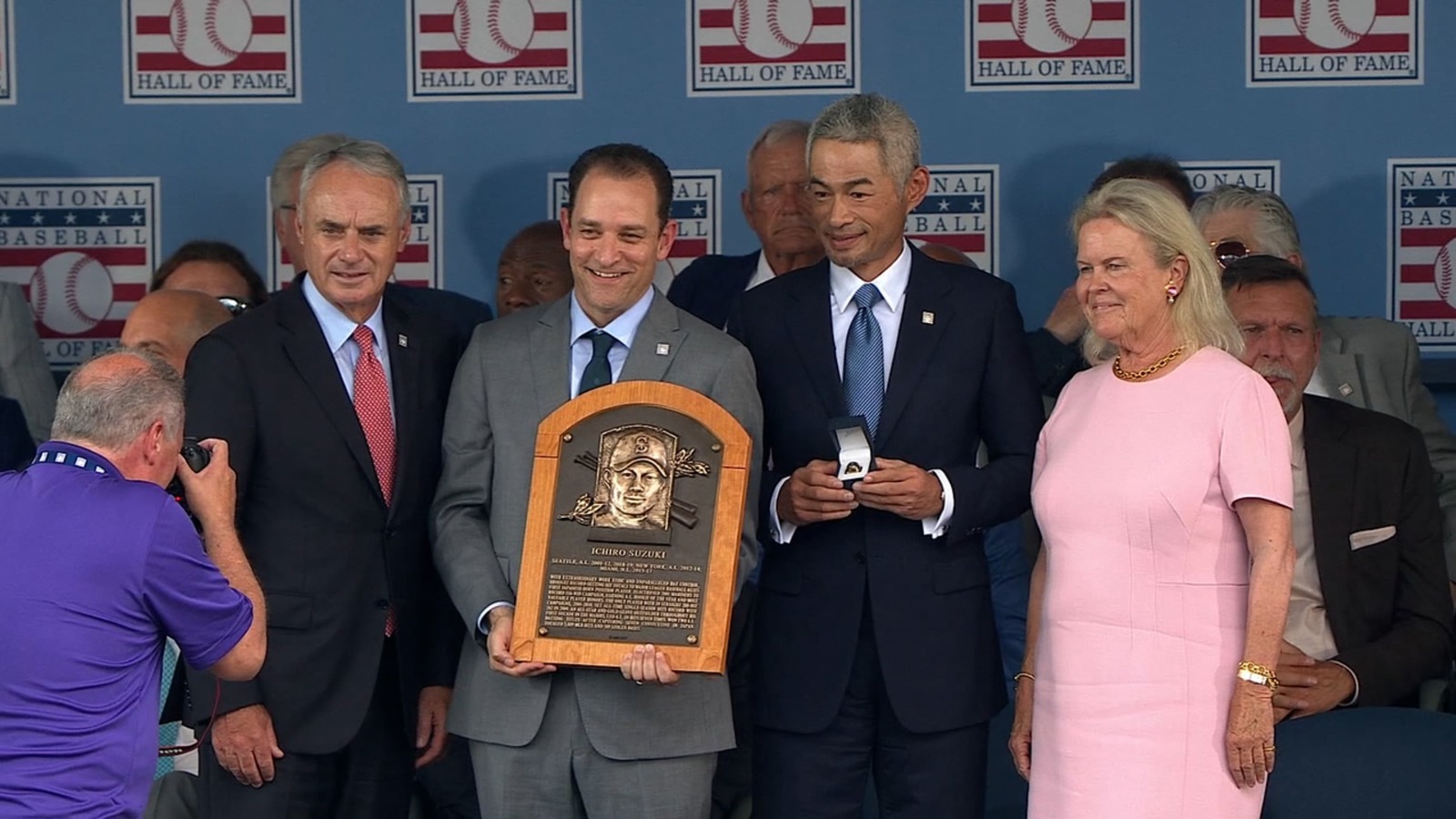 Ichiro Suzuki es el primer japonés en el Salón de la Fama de Cooperstown y se roba el show