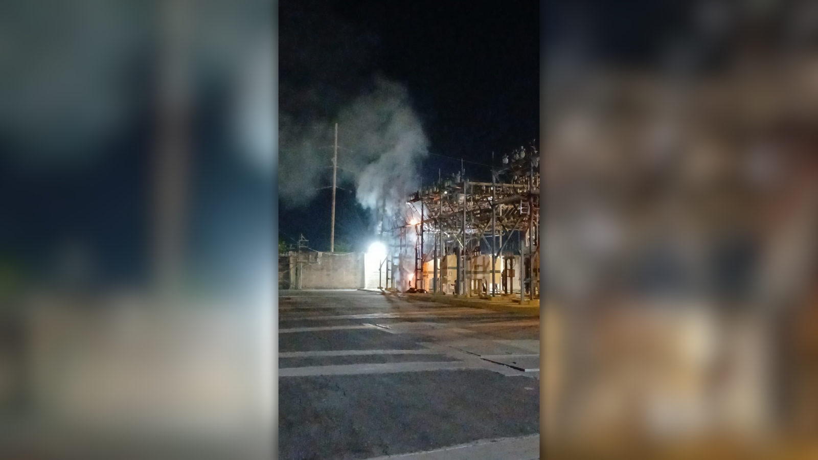 Incendio en instalaciones de CFE deja sin luz a vecinos