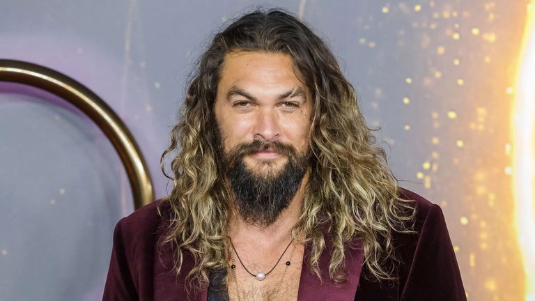 ¡Irreconocible! Jason Momoa se afeita la barba tras 6 años y causa revuelo en redes