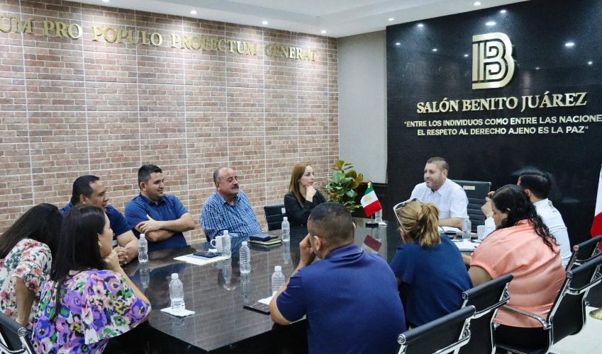 José Paz López se reúnen con directivos de las escuelas