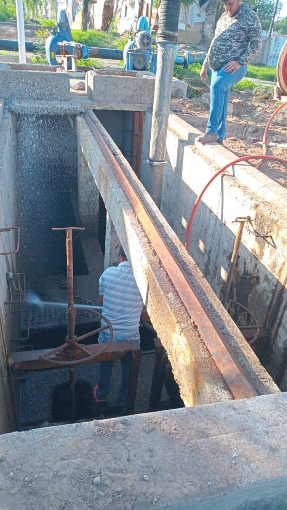 Jumapag desazolva cárcamo en el norte de Guasave para prevenir inundaciones
