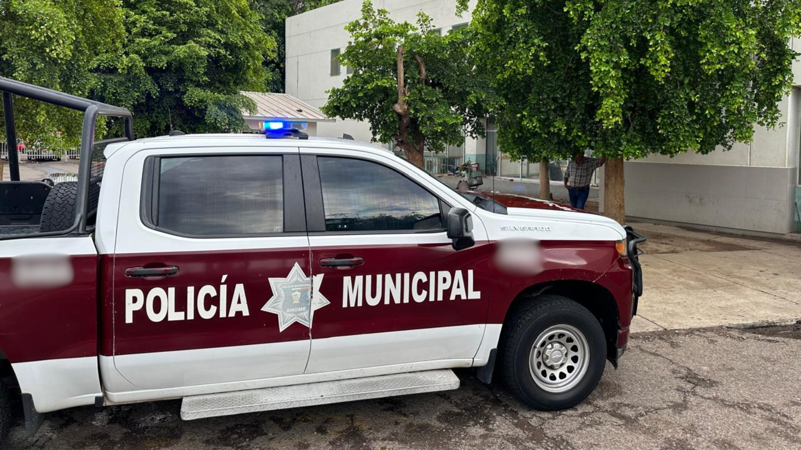 Localizan sin vida a un hombre afuera del Hospital General