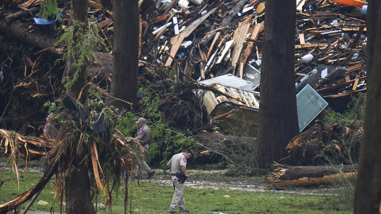 Más de 100 muertos por inundaciones en Texas