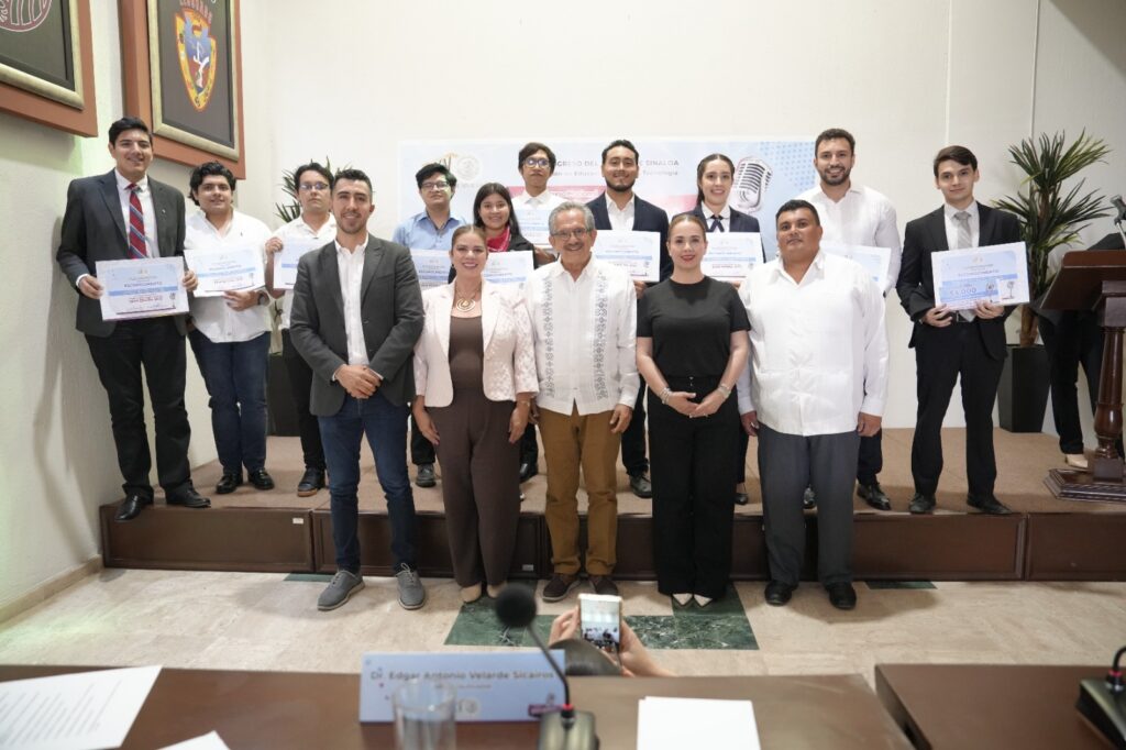 Participantes del VII Concurso Nacional de Oratoria “Juan Escutia” 2025.