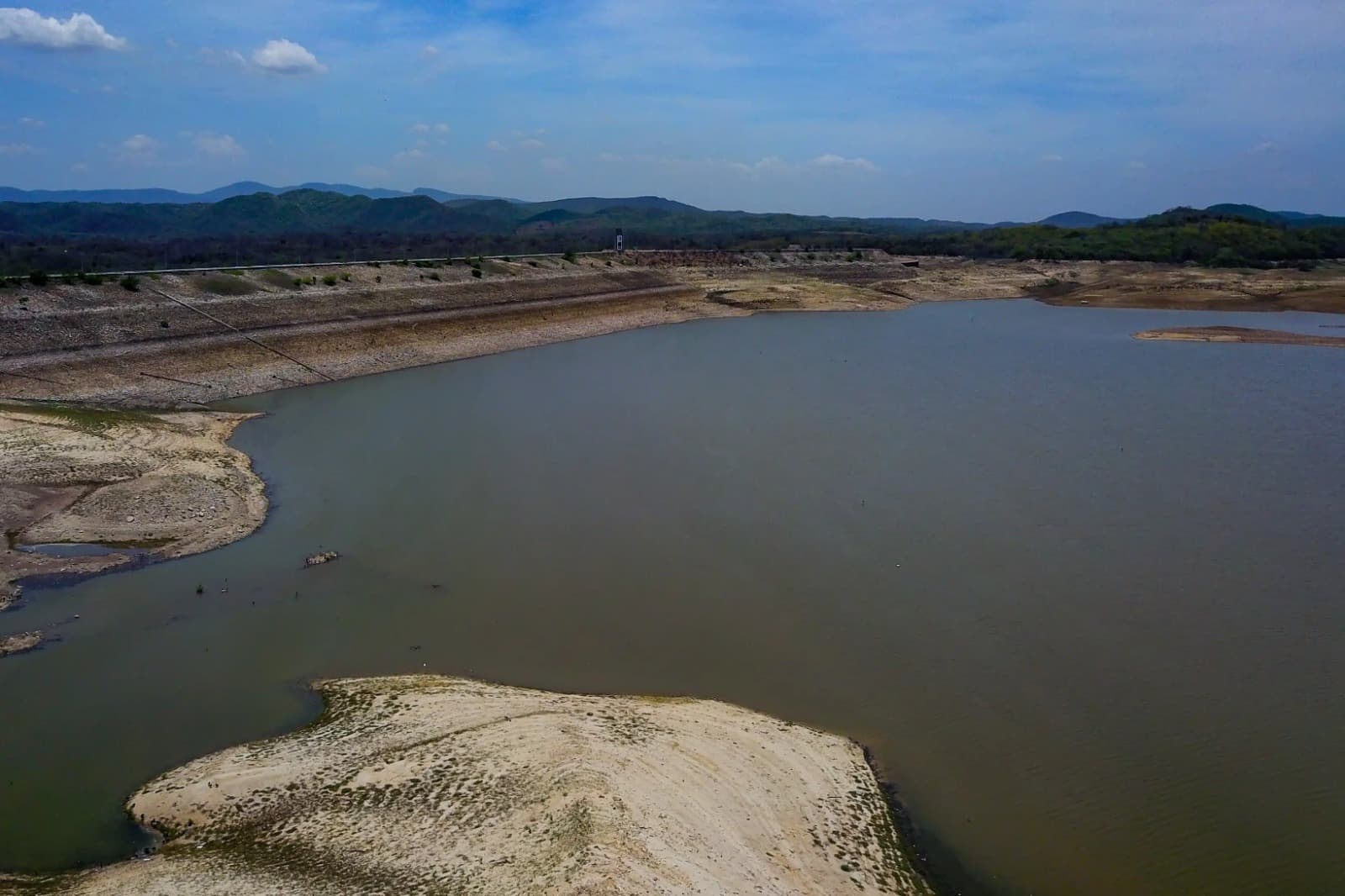 Presa Huites