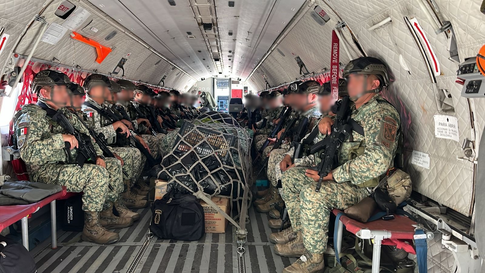Paracaidistas del Ejército llegan a Culiacán y ya son 300 militares desplegados