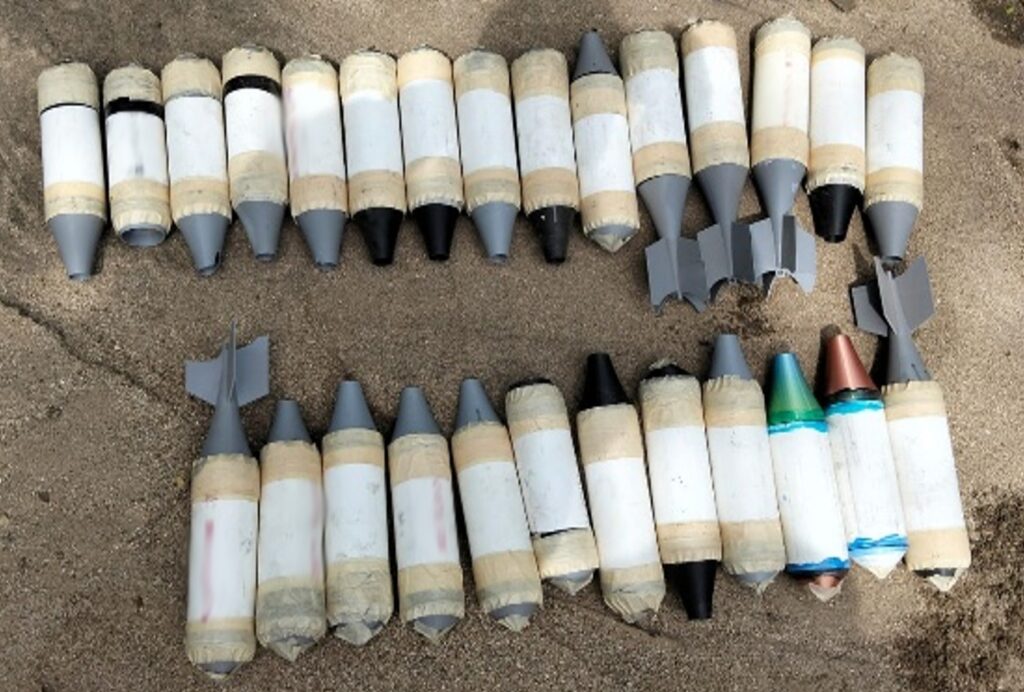 Personal militar asegura 38 explosivos artesanales tras operativo en El Pozo de Imala