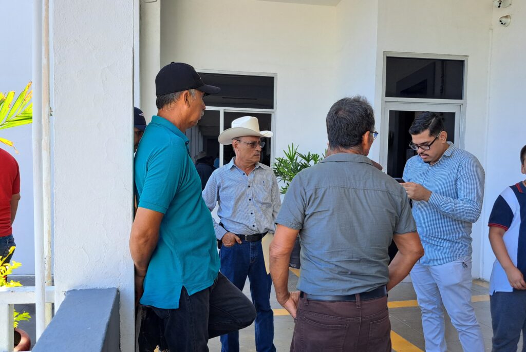Pescadores de Mazatlán reciben 30 mil pesos para reforzar las labores de inspección y vigilancia