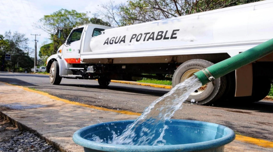Pipa de agua potable