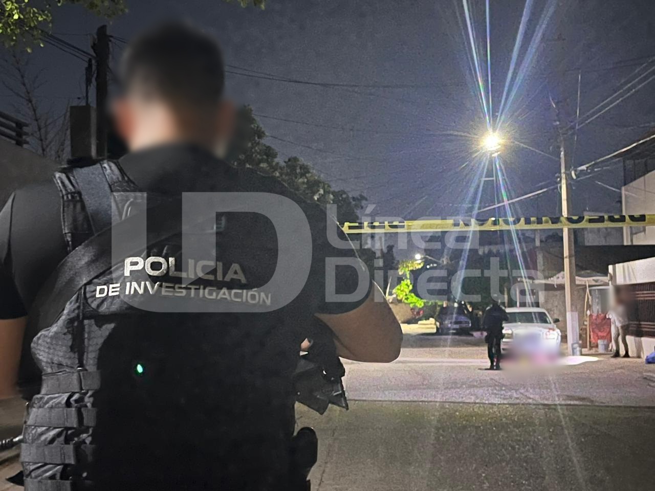Policía de Investigación en la escena de un crimen.