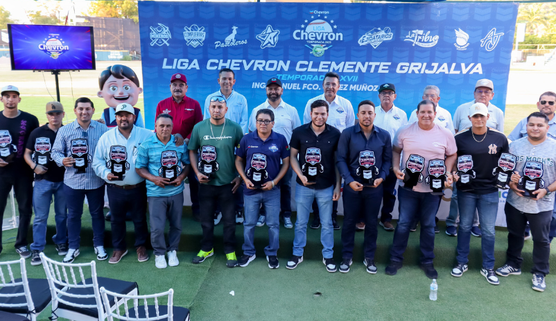 Premiación de la liga Chevron Clemente Grijalva