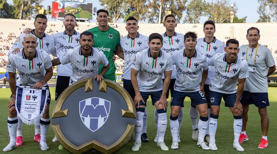 Rayados vs Borussia Dortmund