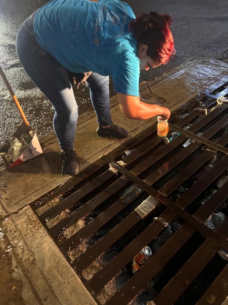 Recolectan 16 toneladas de basura tras lluvias de la noche en Mazatlán