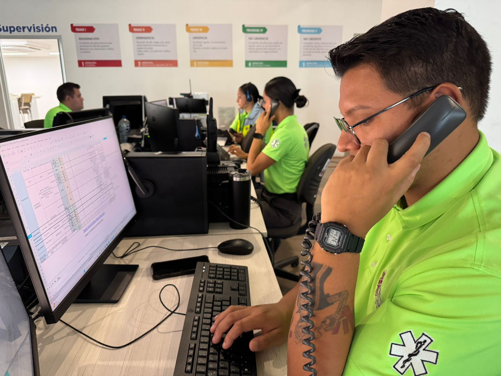 Operador de línea en apoyo a la Salud Mental