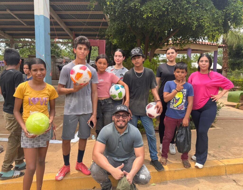 Se activan proyectos comunitarios en la zona rural de Mazatlán para mejorar parques públicos