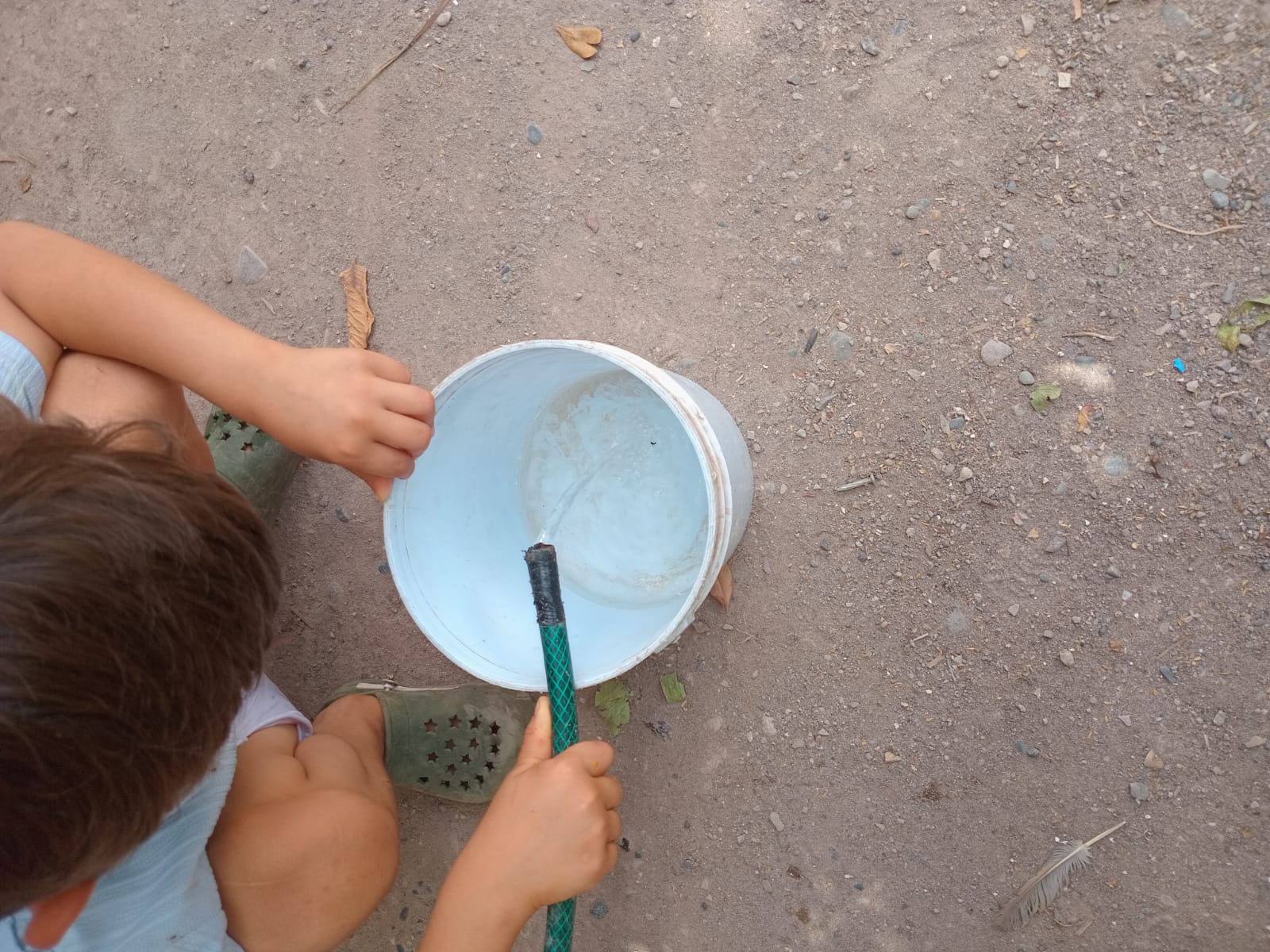 En Los Mochis claman por agua en la colonia Ferrusquilla