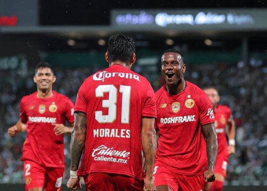 Toluca en el campo de juego.
