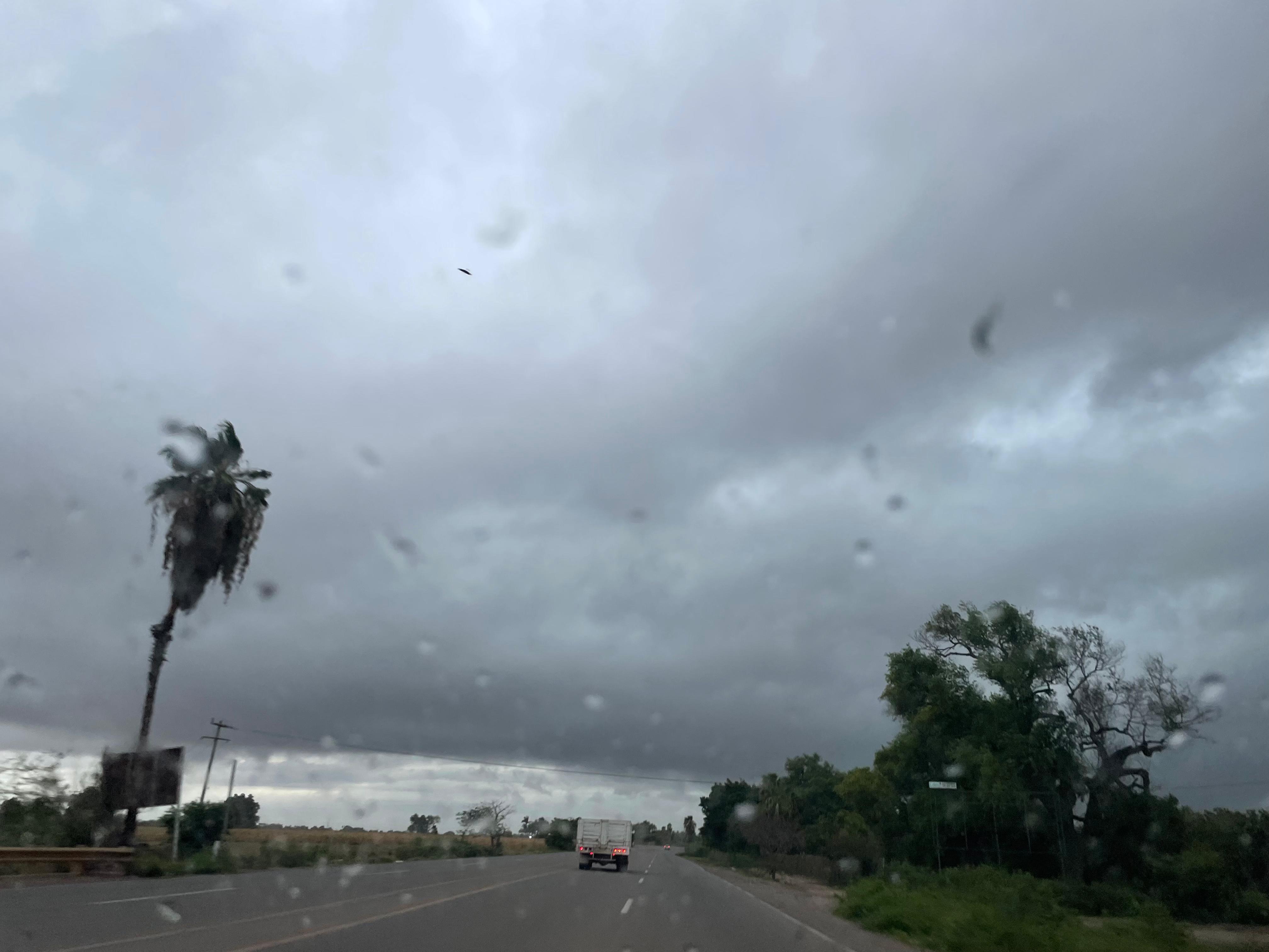 lluvia en Ahome