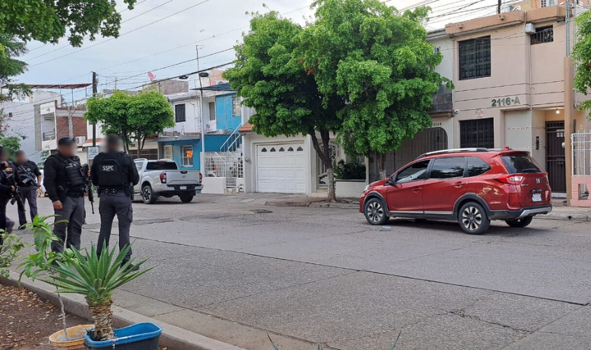 Asesinato a balazos al conductor de una camioneta