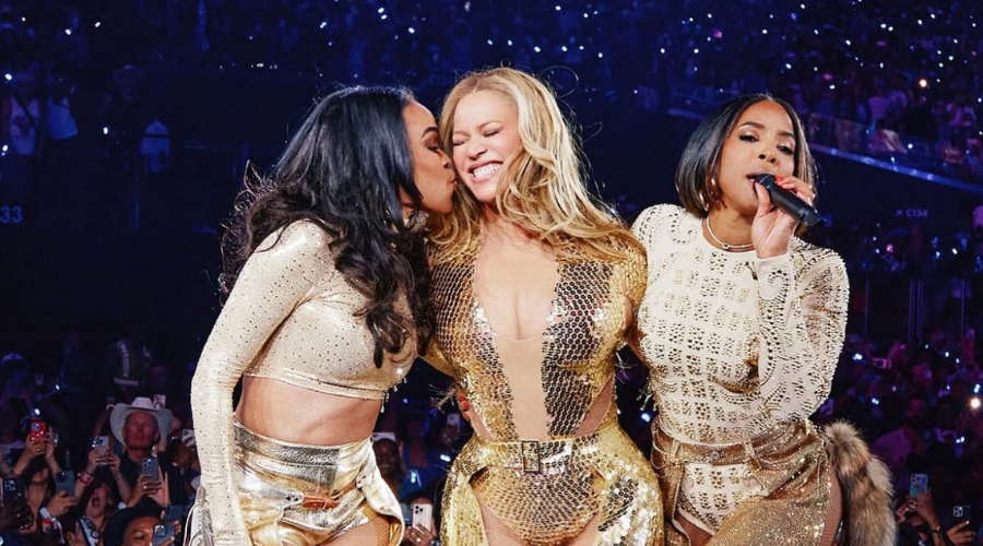 Beyoncé junto a Destiny's Child.