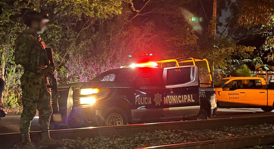 Personal de la Secretaría de Marina y Policía Municipal