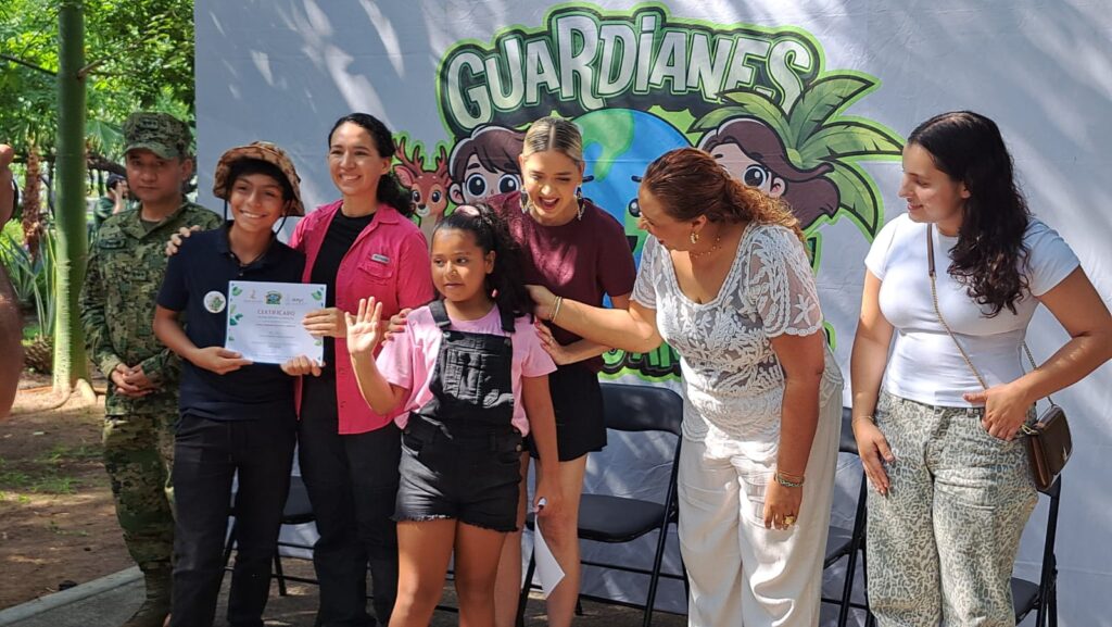 30 niñas y niños reciben sus insignias como nuevos Guardianes del Medio Ambiente en Mazatlán