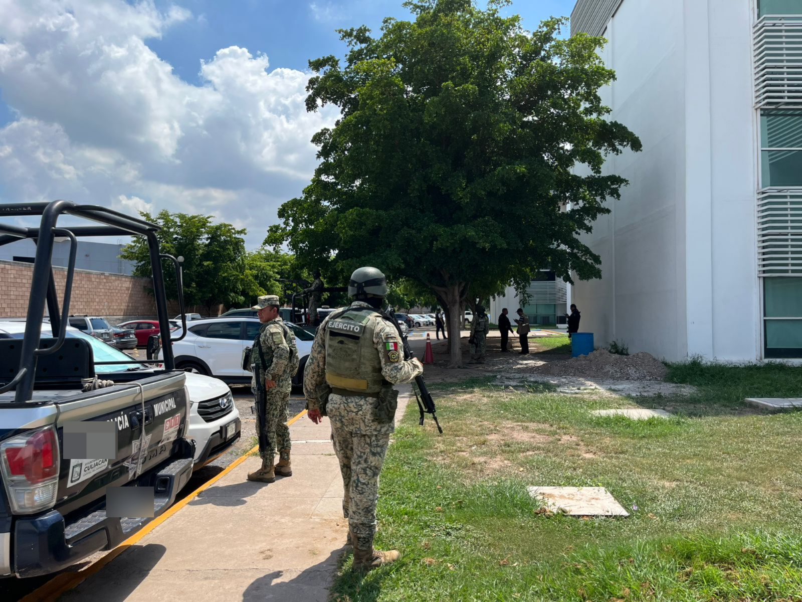 Agresión a una persona en Culiacán ocurrió en un estacionamiento contiguo a la Unidad de Servicios Estatales