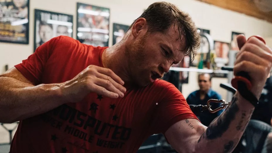 “Canelo” Álvarez intensifica preparación rumbo a la mega pelea del 13 de septiembre