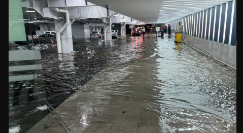 AICM inundado