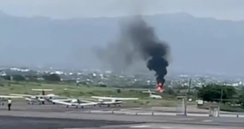 Accidente aéreo en Cuernavaca: aeronave se incendia durante maniobras de aterrizaje