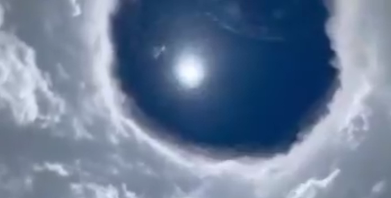 ¡Impresionante! Así se ve el ojo del poderoso huracán Erin en el Atlántico
