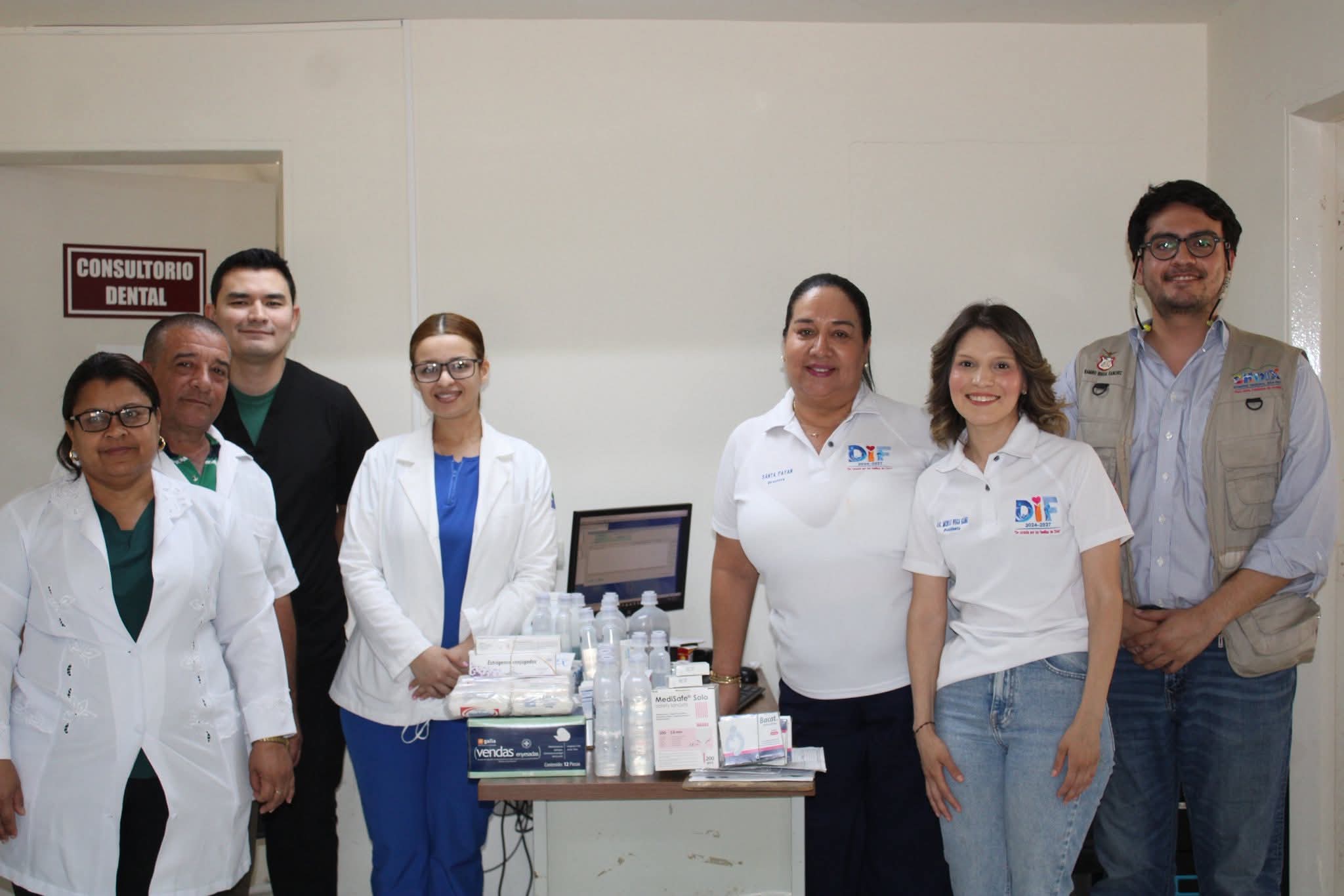 DIF Choix entrega medicamentos en el Centro de Salud de Aguacaliente Grande.