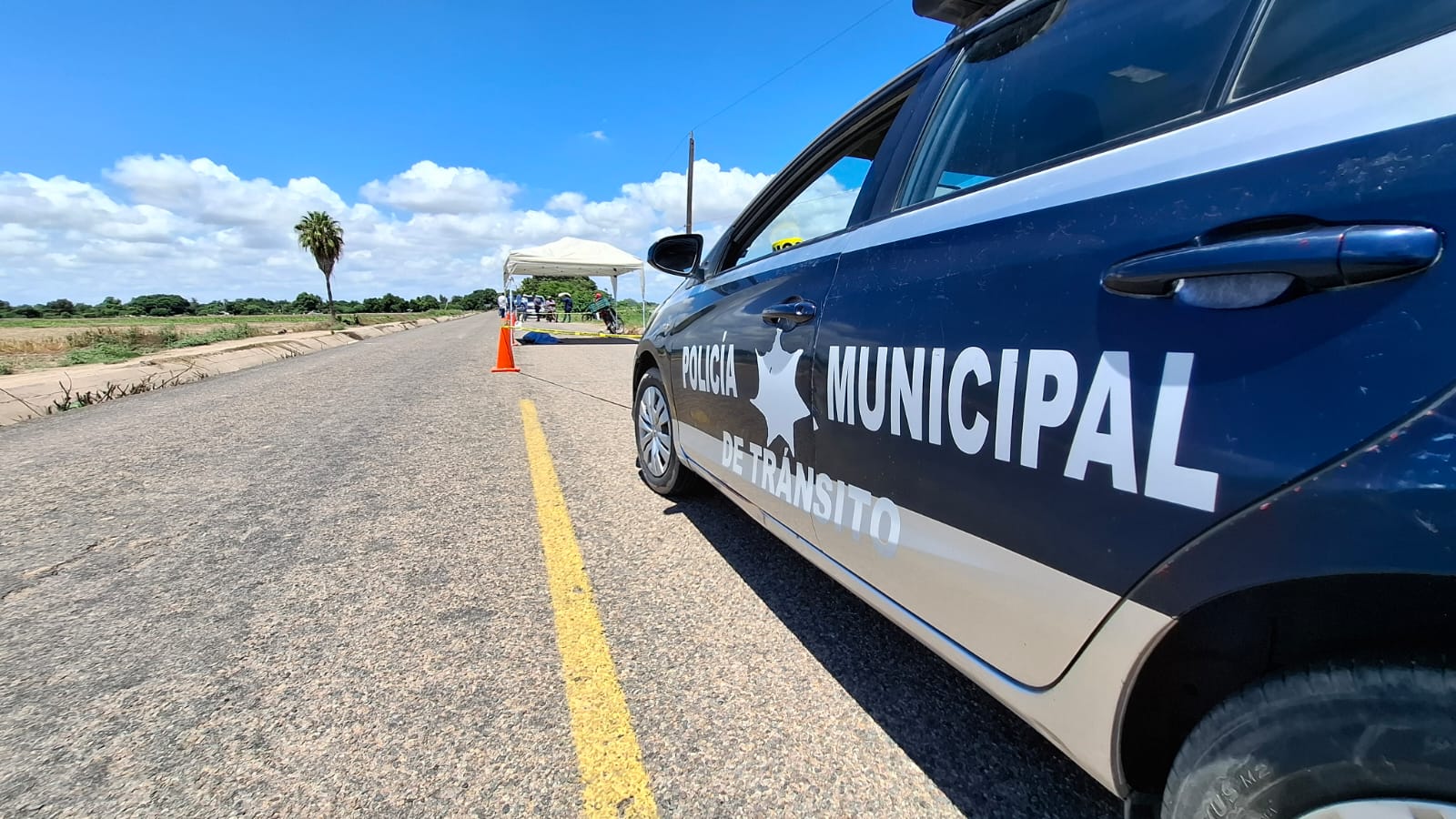 Choque de motocicletas deja a adulto mayor sin vida y un lesionado en carretera de Sataya, Navolato