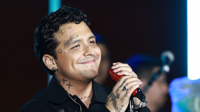 Christian Nodal habla de su sorpresiva boda en Roma con Ángela Aguilar: 