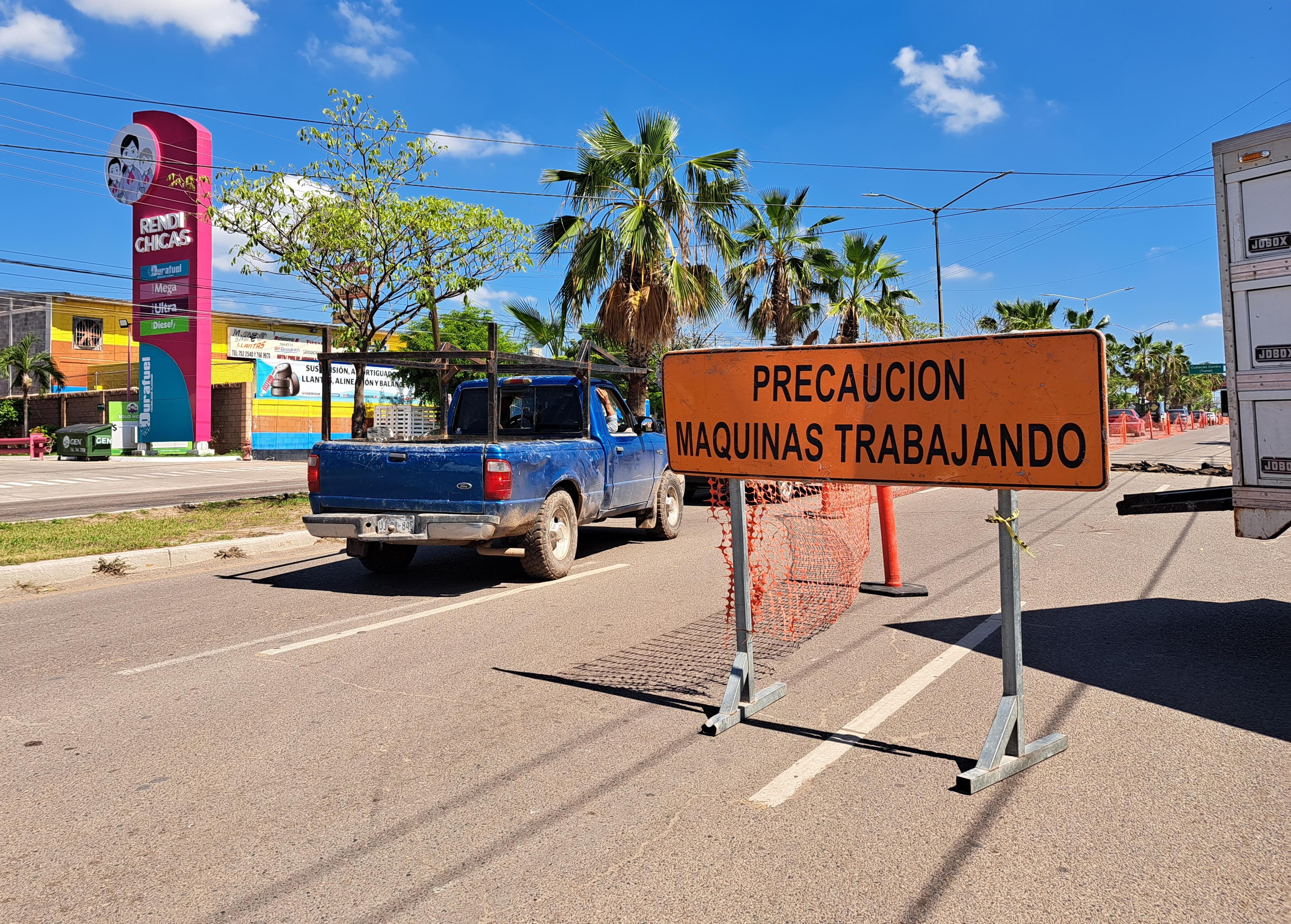 Cierran carril