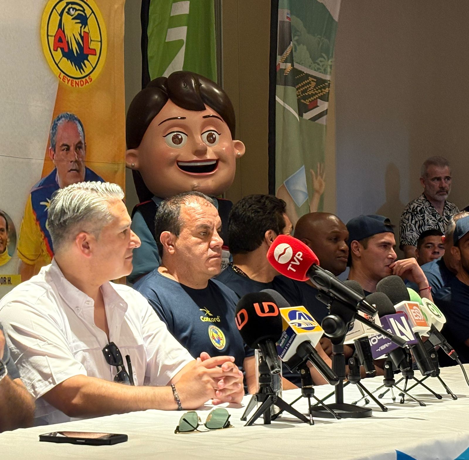 Cuahutémoc Blanco confiesa a Línea Directa que le gustaría ser director técnico