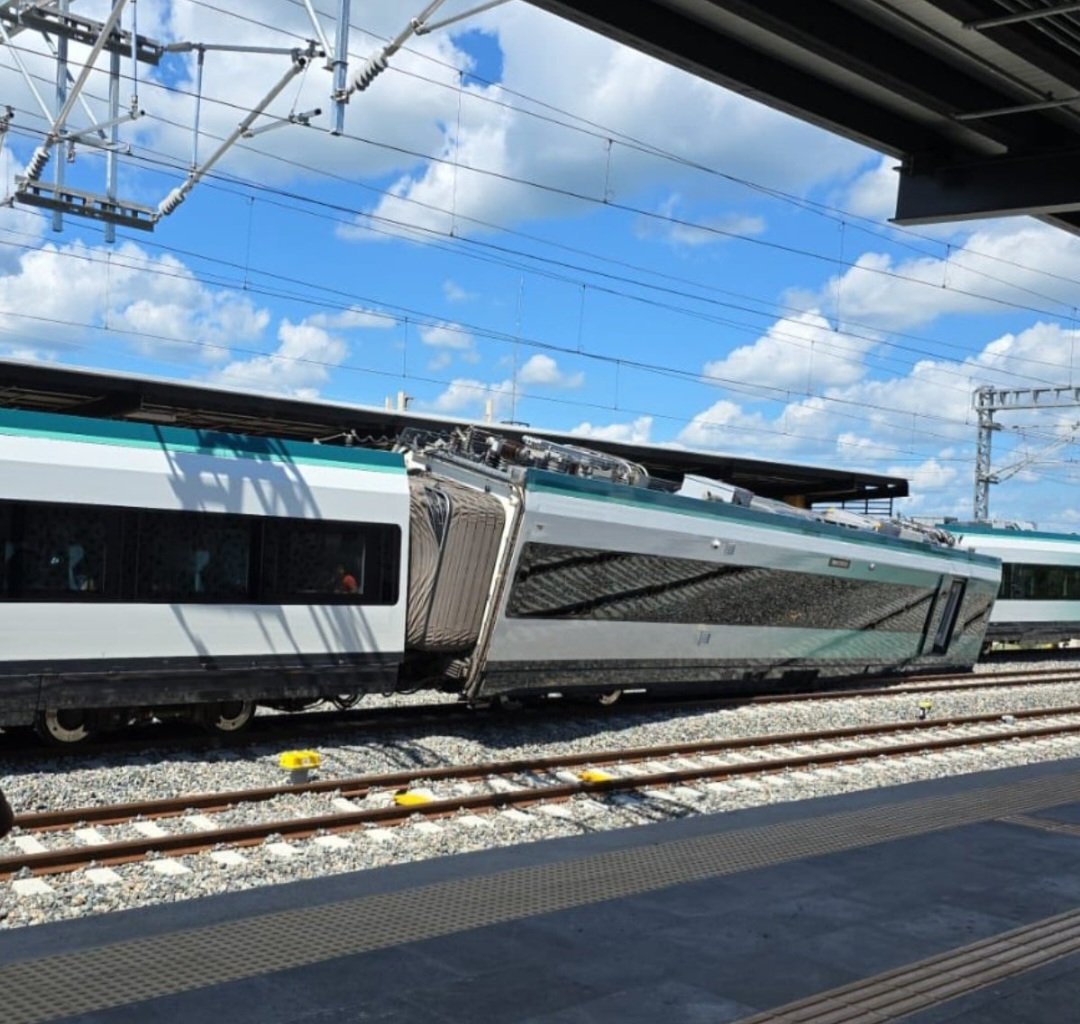 Descarrilamiento tren maya